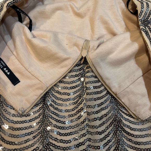 Sequined gold party skirt - Picture 6 of 7